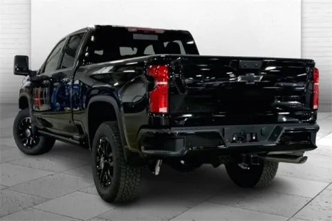 Another view of 2025 Chevrolet Silverado 2500 HD High Country for sale in Kansas City, MO at Cable Dahmer Chevrolet of Kansas City