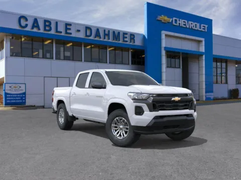 White 2025 Chevrolet Colorado WT/LT for sale in Kansas City, MO