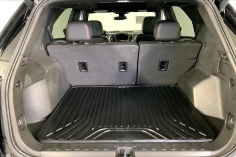 More photos of 2022 Chevrolet Equinox RS at Cable Dahmer Chevrolet of Kansas City, MO