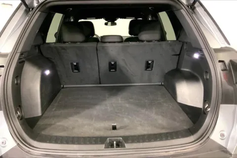 More photos of 2025 GMC Terrain Elevation at Cable Dahmer Chevrolet of Kansas City, MO