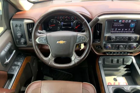 More photos of 2017 Chevrolet Silverado 1500 High Country at Cable Dahmer Chevrolet of Kansas City, MO