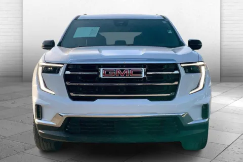 Photos of 2025 GMC Acadia Elevation for sale in Kansas City, MO at Cable Dahmer Chevrolet of Kansas City