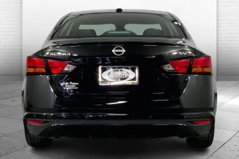 Another view of 2024 Nissan Altima 2.5 SV for sale in Kansas City, MO at Cable Dahmer Chevrolet of Kansas City