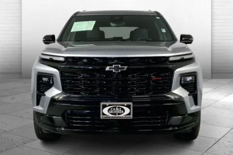 Photos of 2024 Chevrolet Traverse RS for sale in Kansas City, MO at Cable Dahmer Chevrolet of Kansas City
