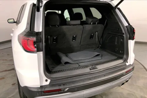 More photos of 2025 GMC Acadia Elevation at Cable Dahmer Chevrolet of Kansas City, MO