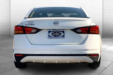 Another view of 2023 Nissan Altima 2.5 S for sale in Kansas City, MO at Cable Dahmer Chevrolet of Kansas City