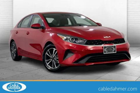 Red 2022 Kia Forte LXS for sale in Kansas City, MO