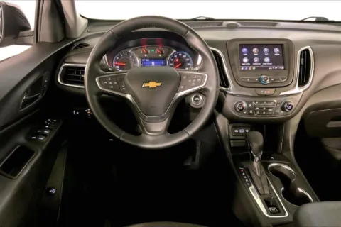More photos of 2023 Chevrolet Equinox LT at Cable Dahmer Chevrolet of Kansas City, MO