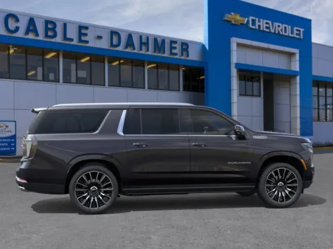 More photos of 2026 Chevrolet Suburban High Country at Cable Dahmer Chevrolet of Kansas City, MO