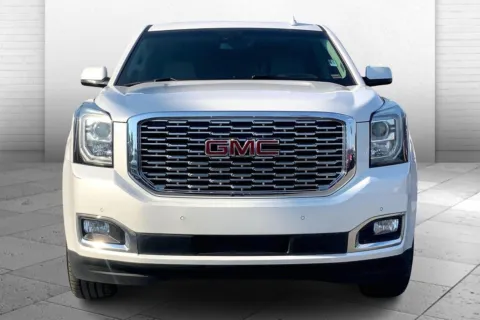 White 2019 GMC Yukon Denali for sale in Kansas City, MO