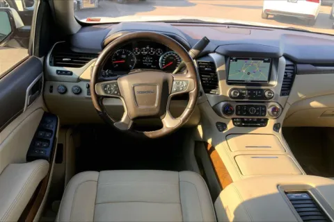 More photos of 2019 GMC Yukon Denali at Cable Dahmer Chevrolet of Kansas City, MO