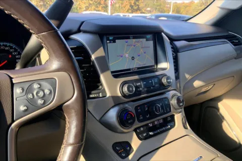 More photos of 2019 GMC Yukon Denali at Cable Dahmer Chevrolet of Kansas City, MO