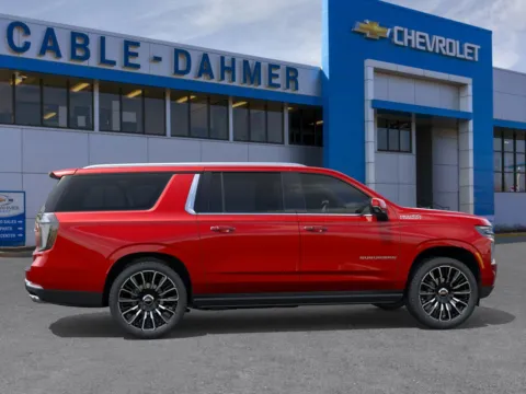 More photos of 2026 Chevrolet Suburban High Country at Cable Dahmer Chevrolet of Kansas City, MO