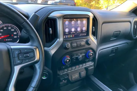 More photos of 2021 Chevrolet Silverado 1500 LT Trail Boss at Cable Dahmer Chevrolet of Kansas City, MO