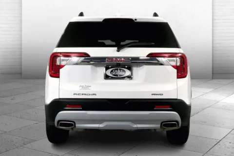 Another view of 2023 GMC Acadia SLE for sale in Kansas City, MO at Cable Dahmer Chevrolet of Kansas City