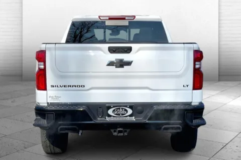 More photos of 2026 Chevrolet Silverado 1500 LT Trail Boss at Cable Dahmer Chevrolet of Kansas City, MO