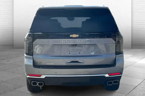 More photos of 2026 Chevrolet Suburban High Country at Cable Dahmer Chevrolet of Kansas City, MO