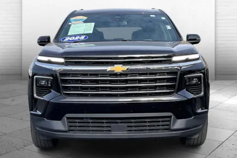 Photos of 2025 Chevrolet Traverse LT for sale in Independence, MO at Cable Dahmer Chevrolet of Independence