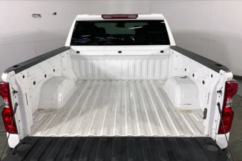 More photos of 2022 Chevrolet Silverado 1500 LT (2FL) at Cable Dahmer Chevrolet of Independence, MO