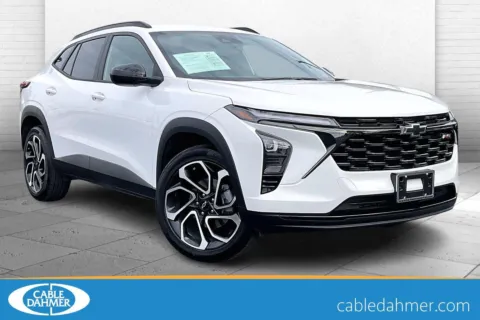 White 2024 Chevrolet Trax 2RS for sale in Independence, MO