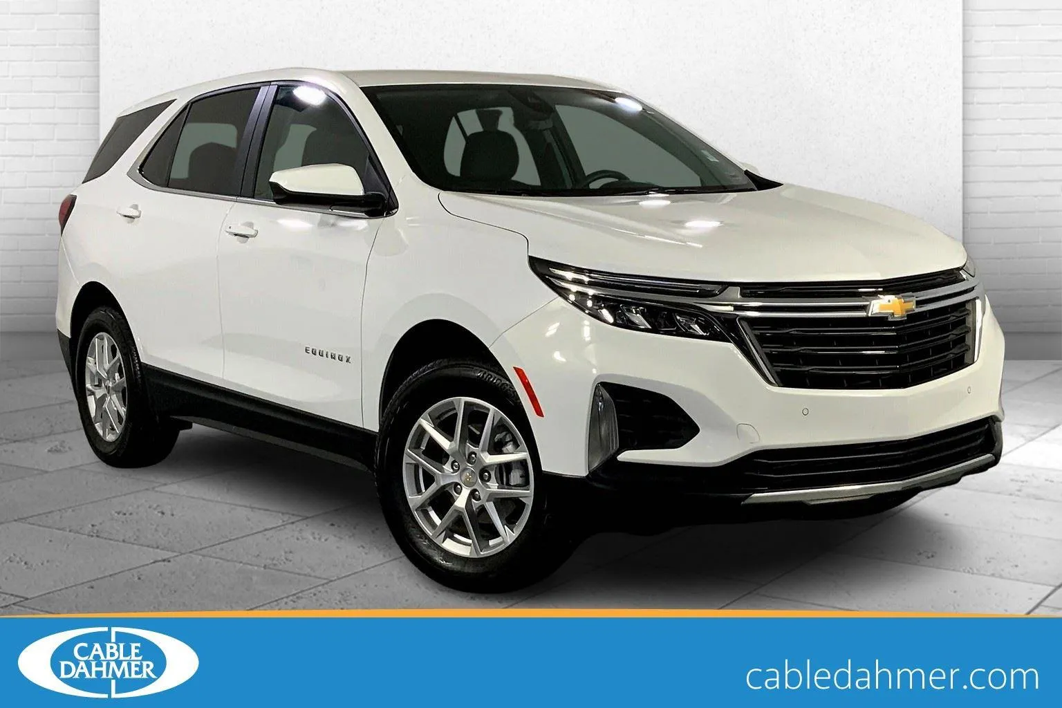 White 2023 Chevrolet Equinox LT for sale in Independence, MO