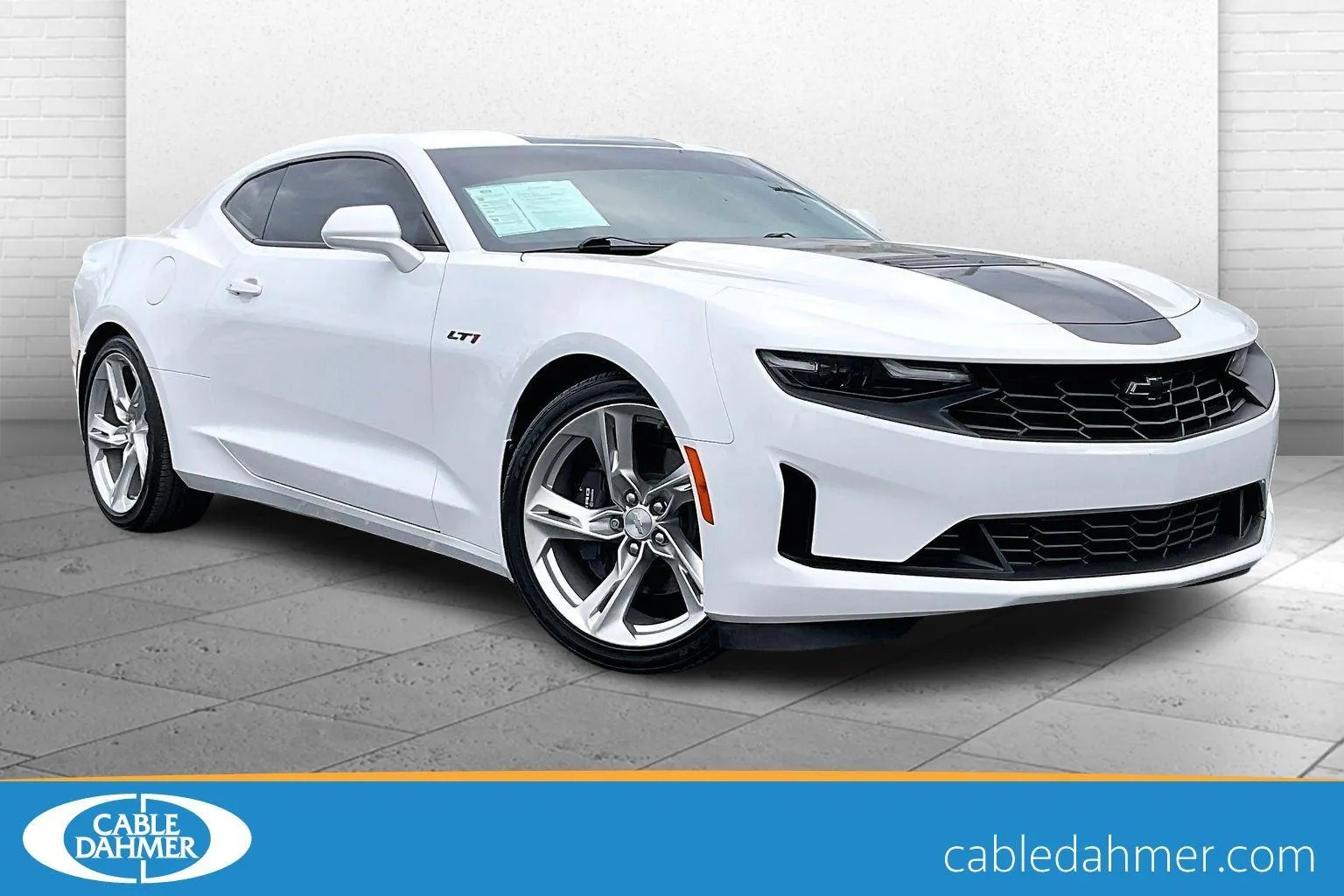 Used 2022 Chevrolet Camaro LT1 with VIN 1G1FF1R75N0129057 for sale in Kansas City