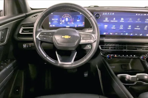 More photos of 2025 Chevrolet Traverse LT at Cable Dahmer Chevrolet of Independence, MO