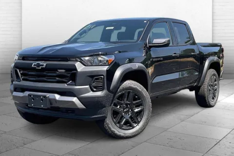 Photos of 2025 Chevrolet Colorado Trail Boss for sale in Independence, MO at Cable Dahmer Chevrolet of Independence