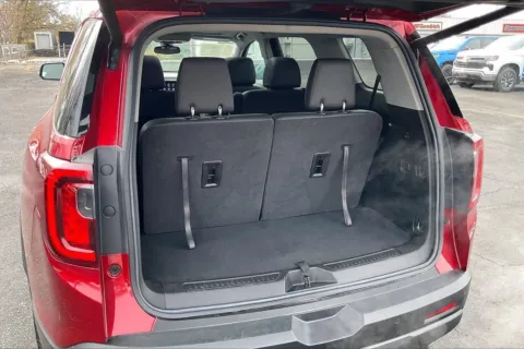 More photos of 2022 GMC Acadia AT4 at Cable Dahmer Chevrolet of Independence, MO