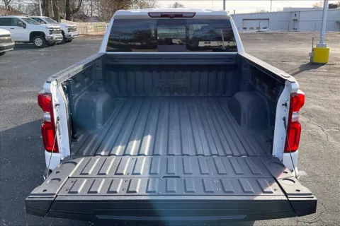 More photos of 2022 Chevrolet Silverado 1500 High Country at Cable Dahmer Chevrolet of Independence, MO