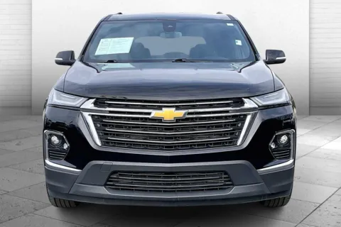 Photos of 2023 Chevrolet Traverse LT Cloth for sale in Independence, MO at Cable Dahmer Chevrolet of Independence