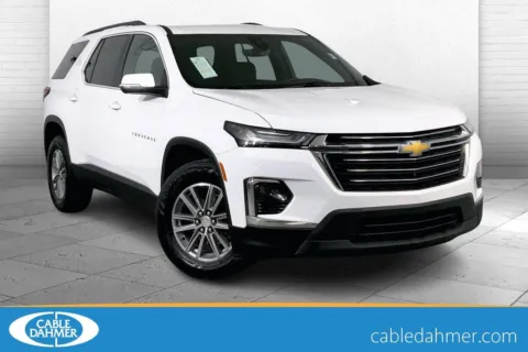 White 2023 Chevrolet Traverse LT Cloth for sale in Independence, MO
