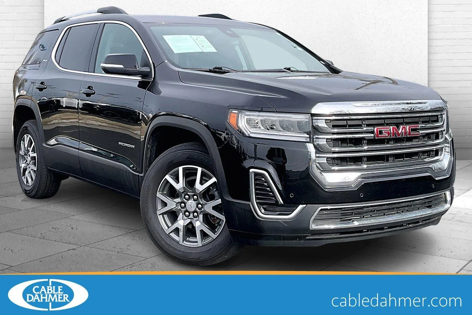 Black 2023 GMC Acadia SLE for sale in Independence, MO