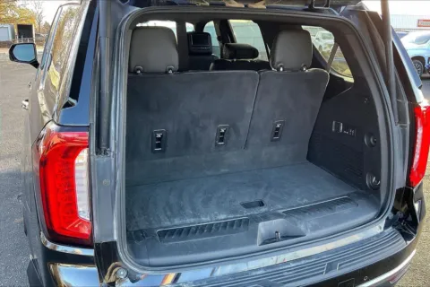 More photos of 2021 GMC Yukon SLT at Cable Dahmer Chevrolet of Independence, MO