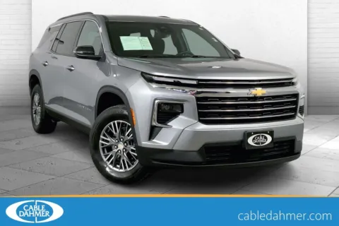 Gray 2025 Chevrolet Traverse LT for sale in Independence, MO