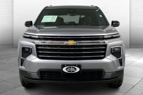 Photos of 2025 Chevrolet Traverse LT for sale in Independence, MO at Cable Dahmer Chevrolet of Independence