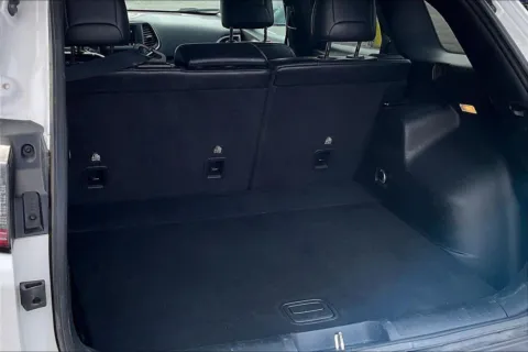 More photos of 2019 Jeep Cherokee Latitude Plus at Cable Dahmer Chevrolet of Independence, MO