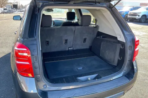 More photos of 2017 Chevrolet Equinox LT at Cable Dahmer Chevrolet of Independence, MO