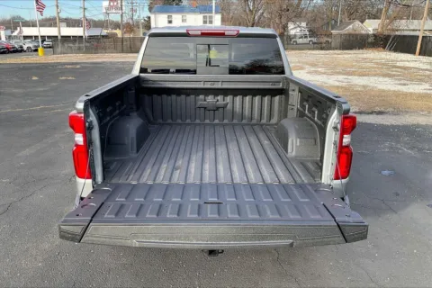 More photos of 2026 Chevrolet Silverado 1500 LTZ at Cable Dahmer Chevrolet of Independence, MO