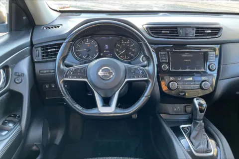 More photos of 2020 Nissan Rogue SV at Cable Dahmer Chevrolet of Independence, MO