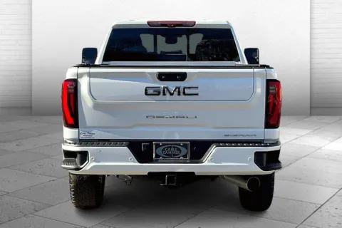 Another view of 2024 GMC Sierra 2500 HD Denali Ultimate for sale in Independence, MO at Cable Dahmer Chevrolet of Independence