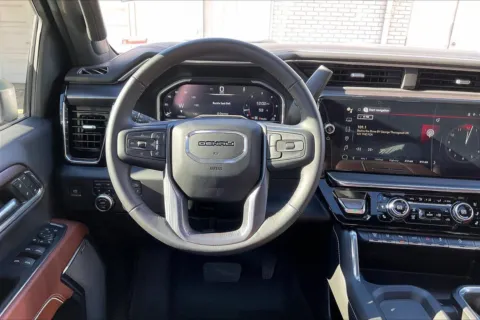 More photos of 2024 GMC Sierra 2500 HD Denali Ultimate at Cable Dahmer Chevrolet of Independence, MO