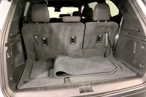 More photos of 2025 GMC Acadia Elevation at Cable Dahmer Chevrolet of Independence, MO