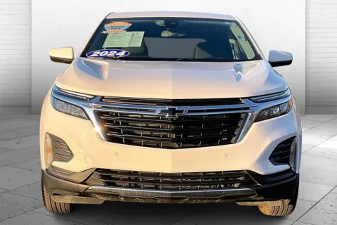 Photos of 2024 Chevrolet Equinox LT for sale in Independence, MO at Cable Dahmer Chevrolet of Independence