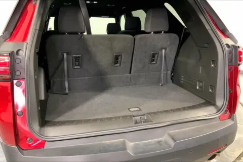 More photos of 2023 Chevrolet Traverse LT Cloth at Cable Dahmer Chevrolet of Independence, MO