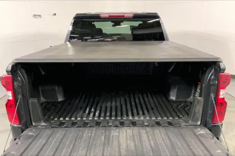 More photos of 2022 Chevrolet Silverado 1500 LT (2FL) at Cable Dahmer Chevrolet of Independence, MO