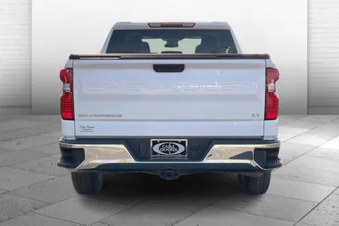 Another view of 2023 Chevrolet Silverado 1500 LT for sale in Independence, MO at Cable Dahmer Chevrolet of Independence