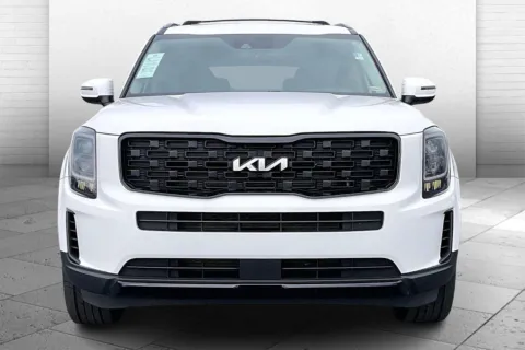 Photos of 2022 Kia Telluride EX for sale in Independence, MO at Cable Dahmer Chevrolet of Independence