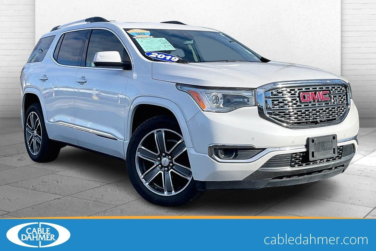 Used 2019 GMC Acadia Denali with VIN 1GKKNXLS1KZ103849 for sale in Kansas City