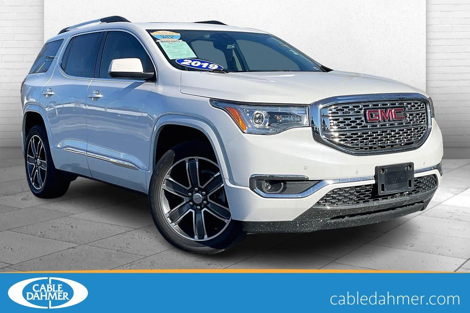 Used 2019 GMC Acadia Denali with VIN 1GKKNXLS5KZ273647 for sale in Kansas City